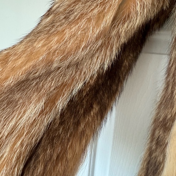 Genuine Red Fox fur knee length Gartenhaus Furs - Picture 3 of 7